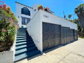 1362 Lucile Ave in Los Angeles, CA - Building Photo - Building Photo