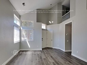 8374 Hillsbrook Dr in Antelope, CA - Building Photo - Building Photo