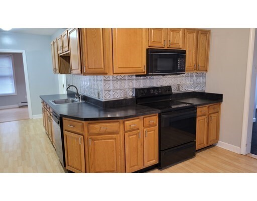 15 Frankfort St-Unit -1 in Fitchburg, MA - Building Photo - Building Photo