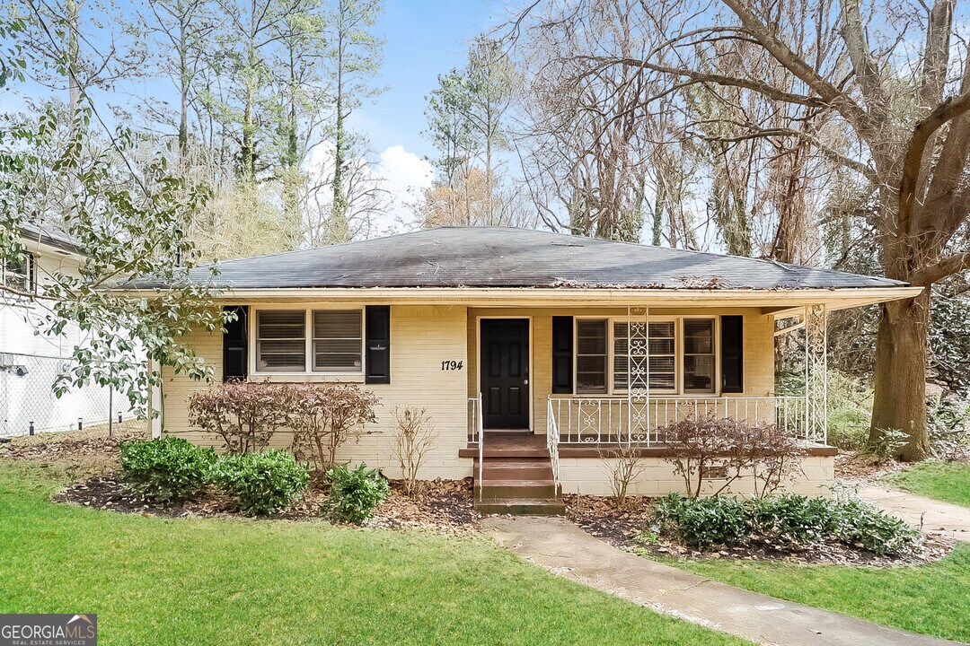 1794 Broadwell St SW in Atlanta, GA - Building Photo