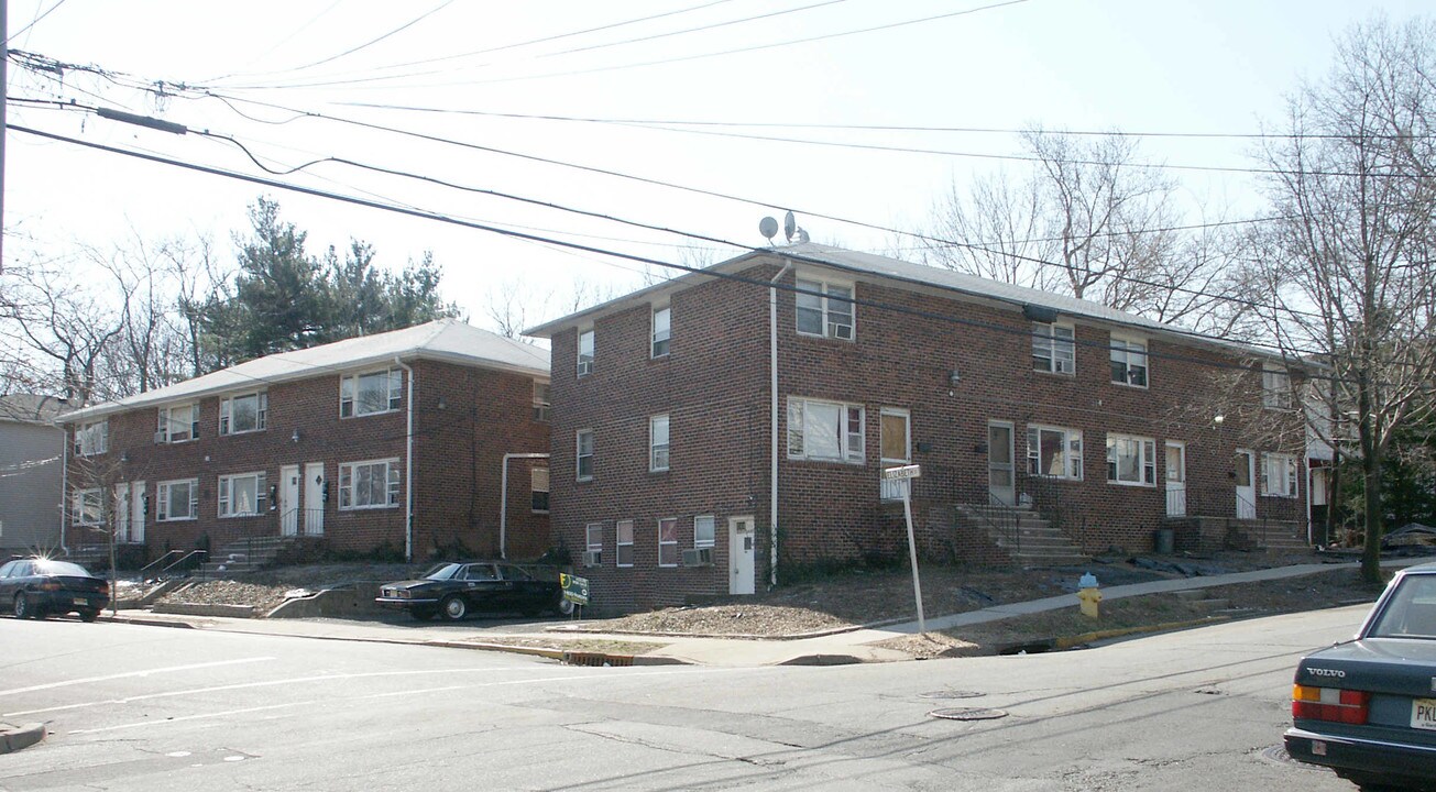 244 Cleveland St in Orange, NJ - Foto de edificio