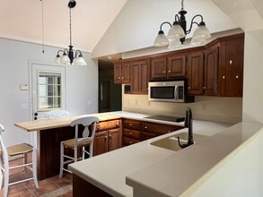 9 Palmer St, Unit 1st Floor in Ashaway, RI - Building Photo - Building Photo