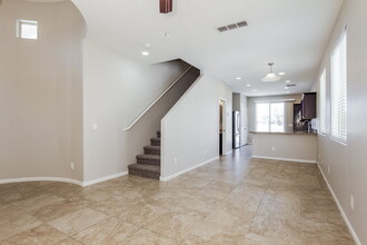 10320 W Devonshire Ave in Phoenix, AZ - Building Photo - Building Photo