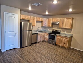 2501 N Ave O in Lubbock, TX - Building Photo - Building Photo