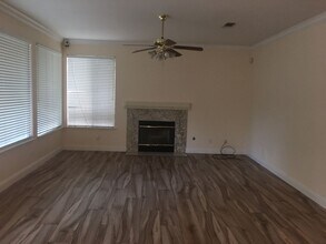 4915 Bay View Cir in Stockton, CA - Building Photo - Building Photo