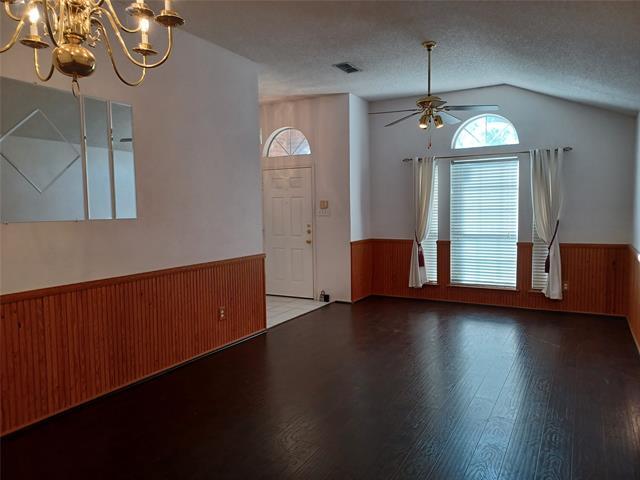 5707 Blue Meadow Trail in Arlington, TX - Building Photo - Building Photo