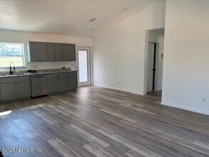 3863 State Rd 21 in Keystone Heights, FL - Building Photo - Building Photo