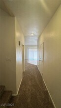 10525 Blanca Peak Ave in Las Vegas, NV - Building Photo - Building Photo