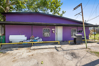 8114 Stedman St in Houston, TX - Building Photo - Building Photo