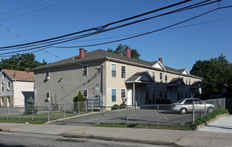 Parkville Gardens Apartments