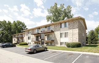 Stone Ridge Meadows in Lansing, MI - Building Photo