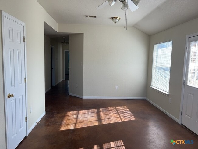 property at 3101 Yaupon Rd