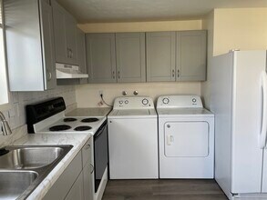 7977 S Depew St in Littleton, CO - Building Photo - Building Photo