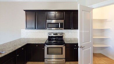 2711 W Shasta Rd, Unit 403 in Rogers, AR - Building Photo - Building Photo