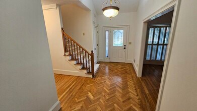 5278 Browning Way SW in Lilburn, GA - Building Photo - Building Photo