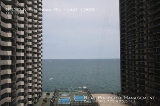 6030 N Sheridan Rd-Unit -Unit 1308 in Chicago, IL - Building Photo - Building Photo