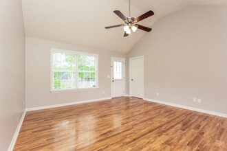 1031 Sky Valley Trail in Smyrna, TN - Building Photo - Building Photo
