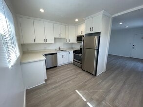 3633 Kelton Ave, Unit Unit 3 in Los Angeles, CA - Building Photo - Building Photo