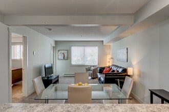 Emerald Hills Apartments in Sherwood Park, AB - Building Photo - Building Photo