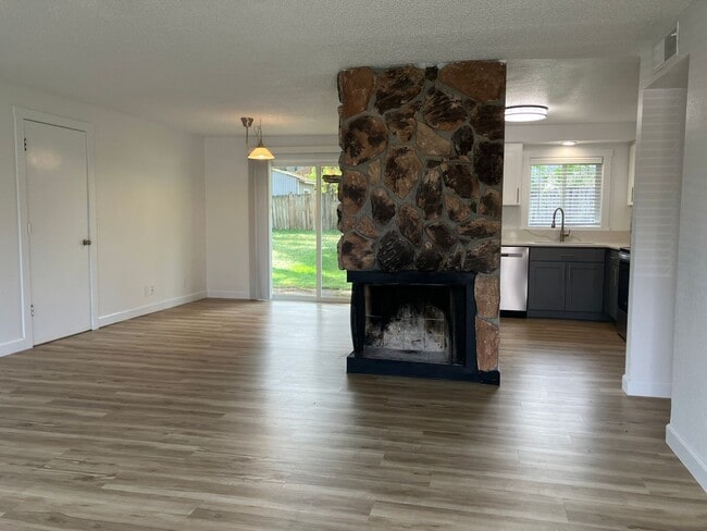 1794 Rialto Ave S in Salem, OR - Building Photo - Building Photo