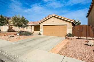 5128 Fall Meadows Ave in Las Vegas, NV - Building Photo - Building Photo
