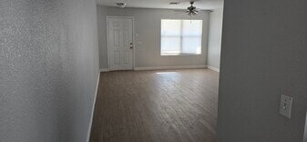 11602 W Charter Oak Rd in El Mirage, AZ - Building Photo