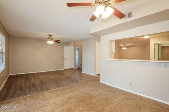 3830 W Marconi Ave in Phoenix, AZ - Building Photo - Building Photo