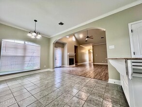 101 Wildflower Ln in Lafayette, LA - Building Photo - Building Photo