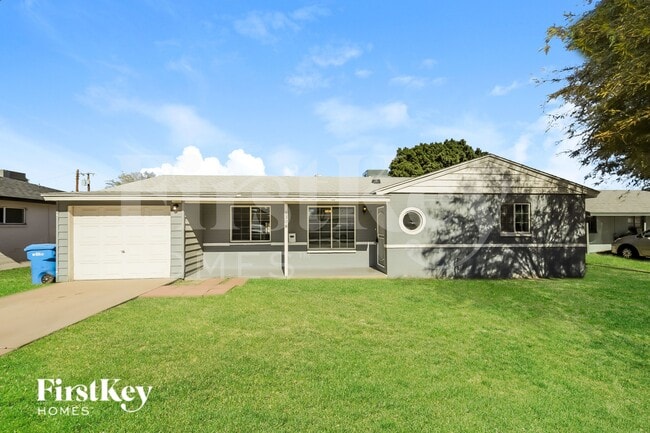 property at 1308 W Elm St