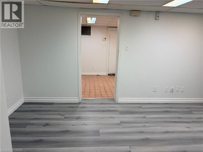 property at 124 King St N