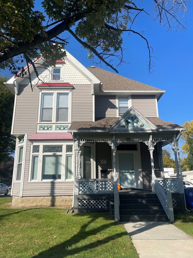 property at 237-129 N Prospect St