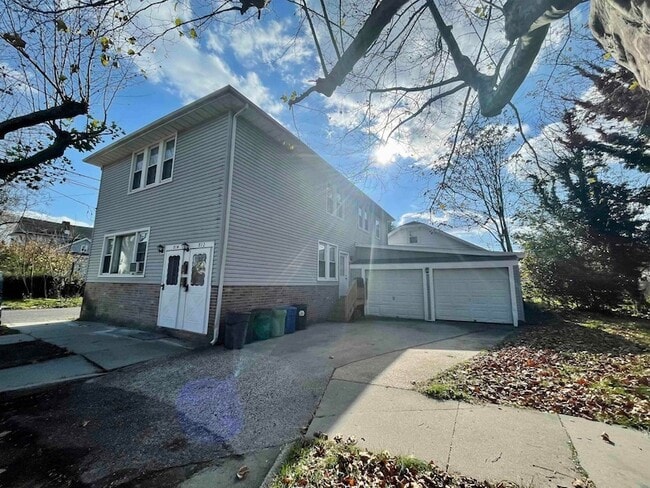 property at 814 Buerger St