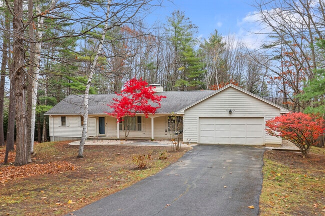 property at 34 Galway Ct