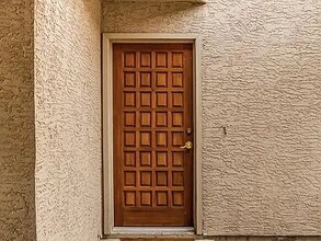 6159 E Indian School Rd in Scottsdale, AZ - Building Photo - Building Photo