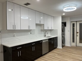 317 Mount Lucas Rd in Princeton, NJ - Building Photo
