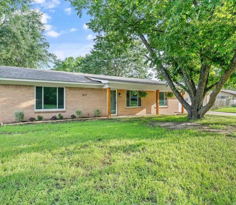 417 Polly St in Bullard, TX - Building Photo