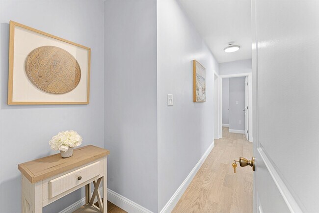 125 Redlands Rd in Boston, MA - Building Photo - Building Photo