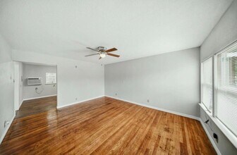 435 Avondale Ave, Unit 435 in San Antonio, TX - Building Photo - Building Photo