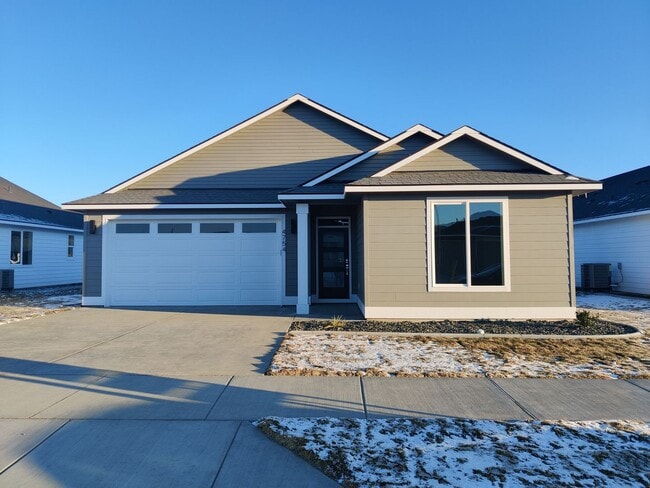 property at 4754 Vlg Vw St