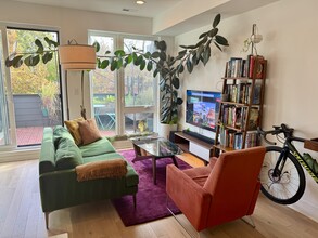 3916 14th St NW, Unit Unit 3 in Washington, DC - Building Photo - Building Photo