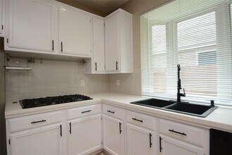 5327 Willow Knoll Ct in Houston, TX - Building Photo - Building Photo