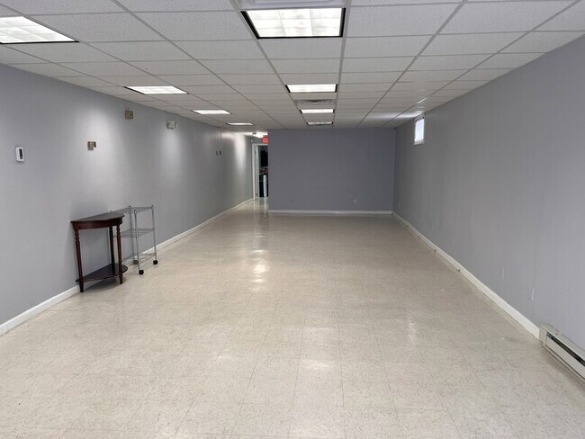 826 Main St in Arlington, NY - Building Photo - Building Photo