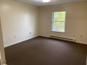 62 Depot St, Unit 4 in Frostburg, MD - Building Photo - Building Photo