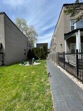 1514 N Maplewood Ave, Unit 2 in Chicago, IL - Building Photo - Building Photo