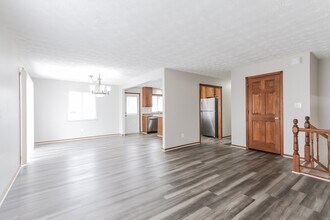 4 Hyde Park Row in Brownsburg, IN - Building Photo - Building Photo