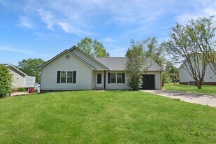 1799 Needmore Rd in Clarksville, TN - Building Photo