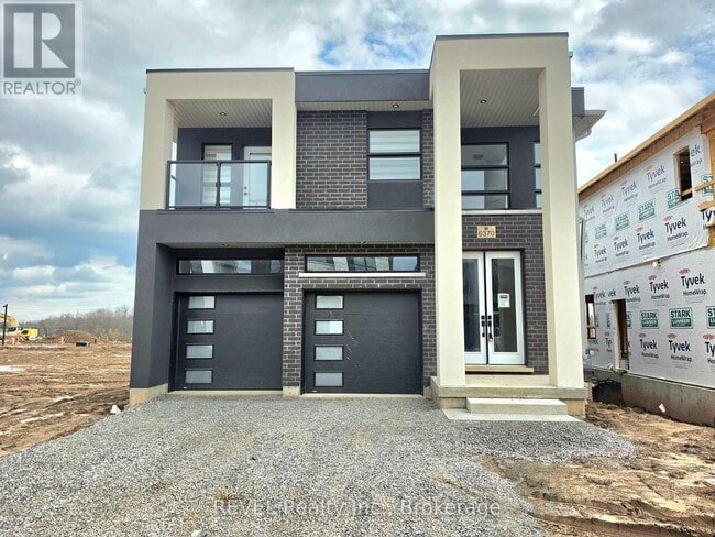 property at 6370 Sunshine Cmn