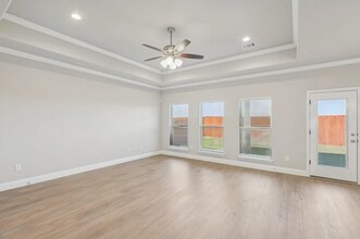 1033 Nighthawk Trl in Alvarado, TX - Building Photo - Building Photo