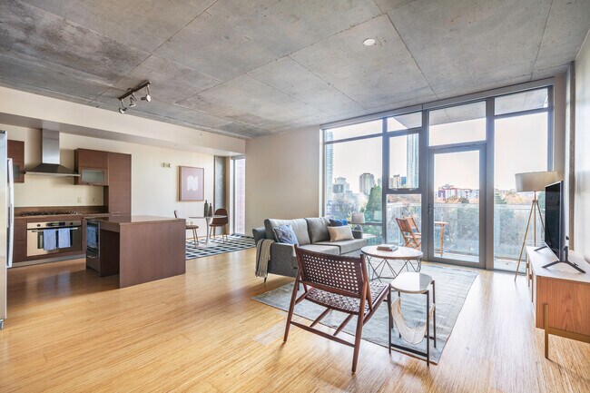 120 Westlake Ave N-Unit -FL9-ID66 in Seattle, WA - Building Photo - Building Photo