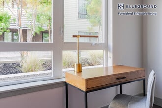 1800 Lacassie Ave in Walnut Creek, CA - Foto de edificio - Building Photo